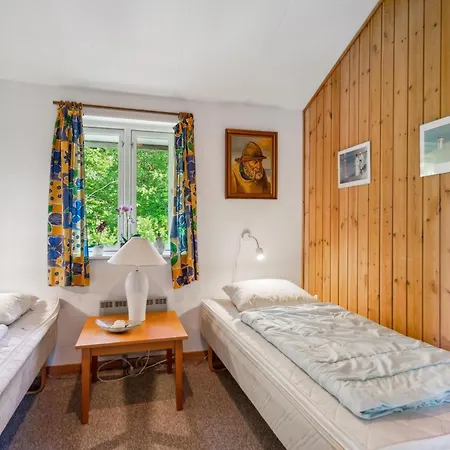 Well-furnished With Beautiful Views Of The And Countryside Close To Child-friendly Lyngsbaek And Only 10 Minutes From * Ebeltoft