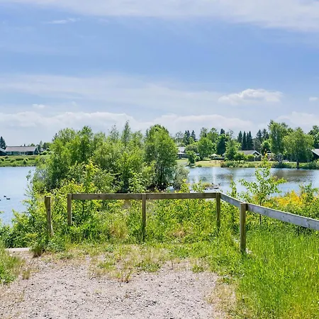 Well-furnished With Beautiful Views Of The And Countryside Close To Child-friendly Lyngsbaek And Only 10 Minutes From Ferienhaus *