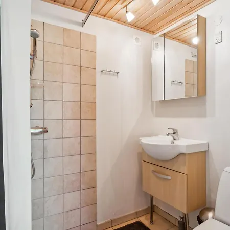 Ferienhaus Well-furnished With Beautiful Views Of The And Countryside Close To Child-friendly Lyngsbaek And Only 10 Minutes From