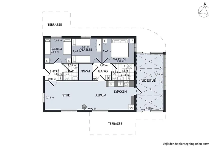 Well-furnished With Beautiful Views Of The And Countryside Close To Child-friendly Lyngsbaek And Only 10 Minutes From